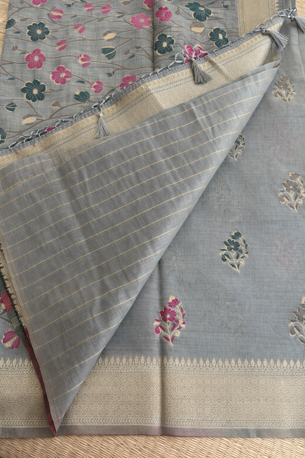Chanderi Cotton Saree - Grey Summer Flower - Blouse Piece