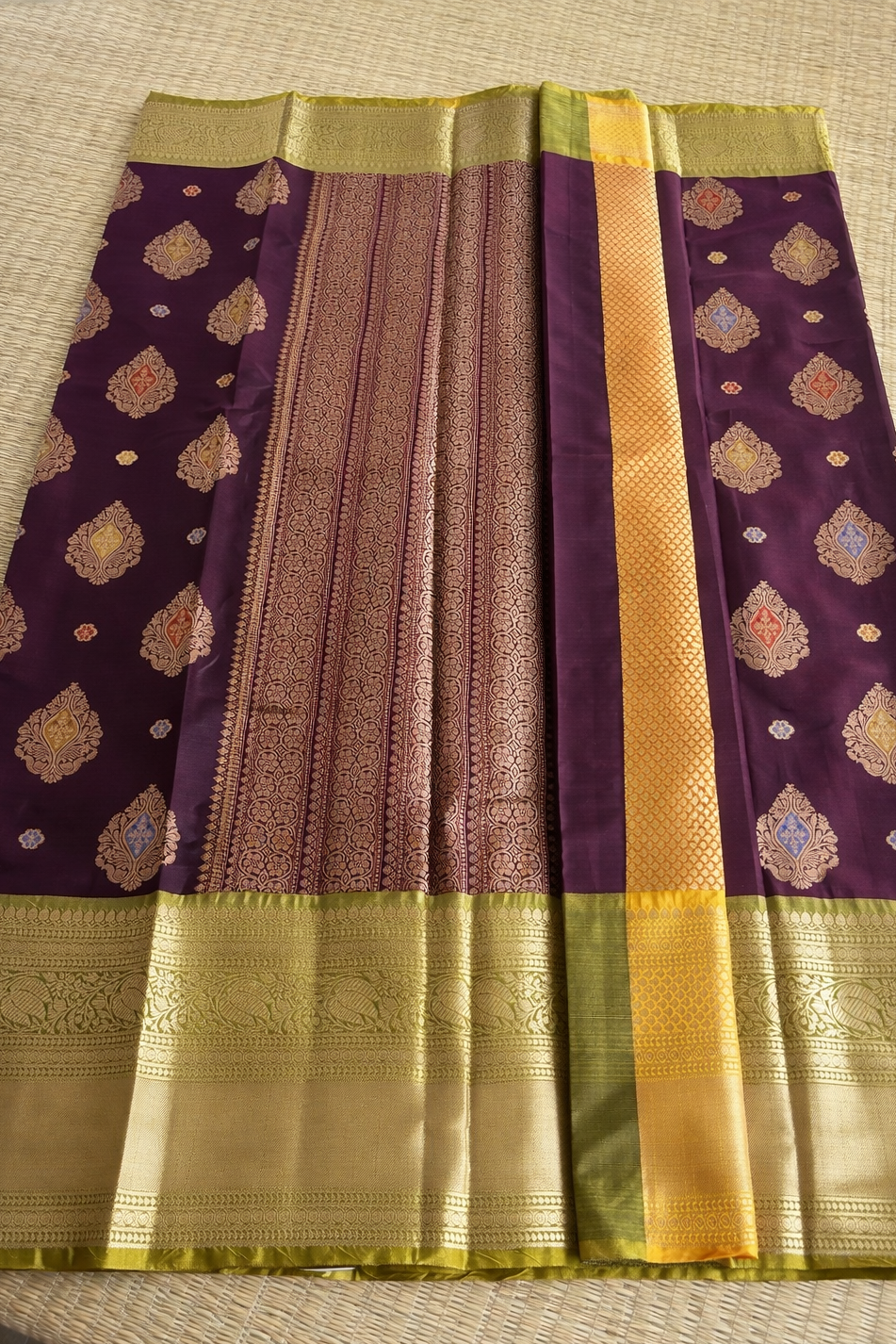 Semi Kanchi Soft Silk Saree - Wine with Leafy Green Border - Pallu Detail