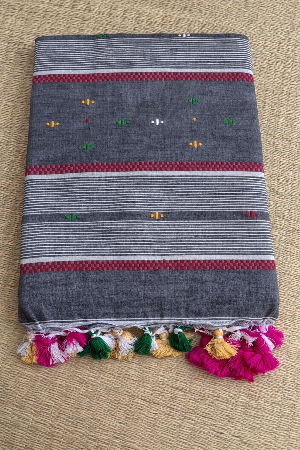Bengal Soft Cotton Handloom Saree - Grey with Red Border - Full Look