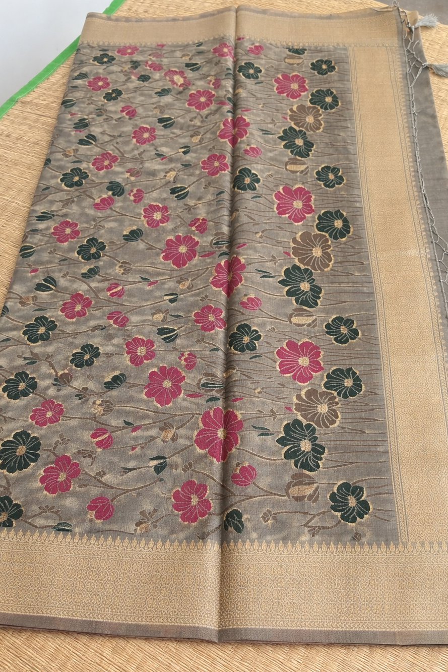 Chanderi Cotton Saree - Grey Summer Flower - Pallu Detail