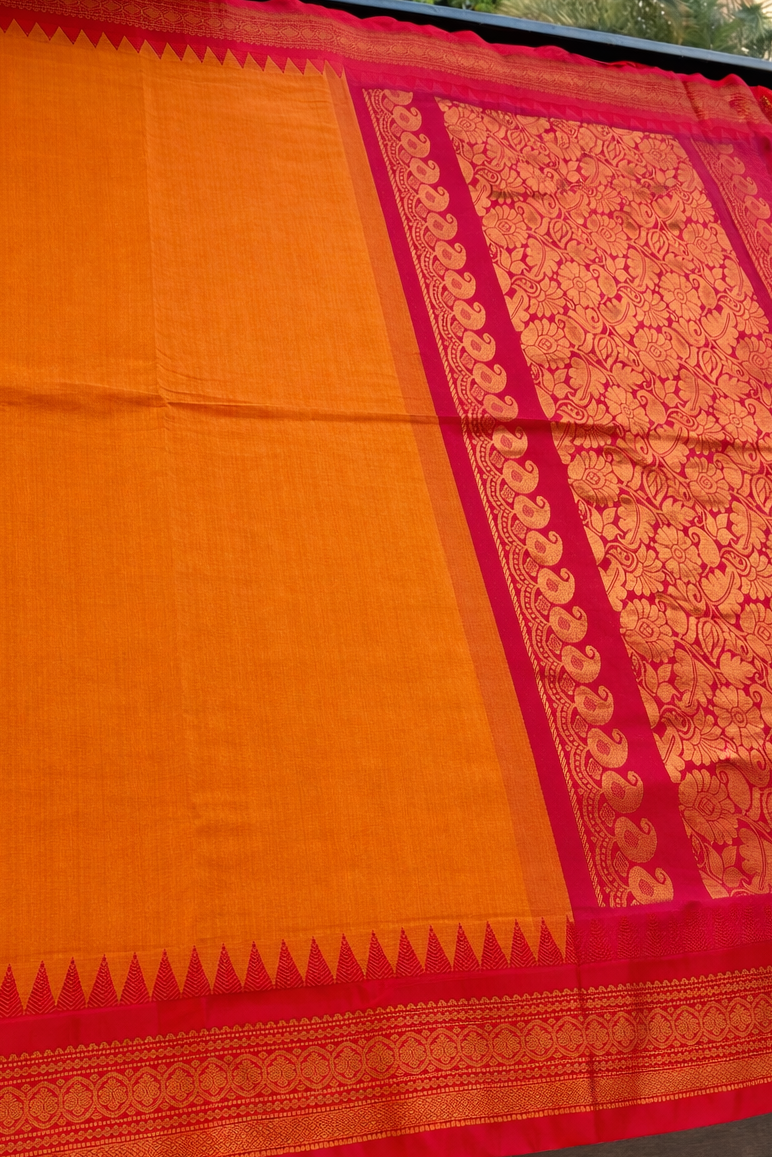 Gadwal Cotton Saree - Yellow with Red Border - Body Detail