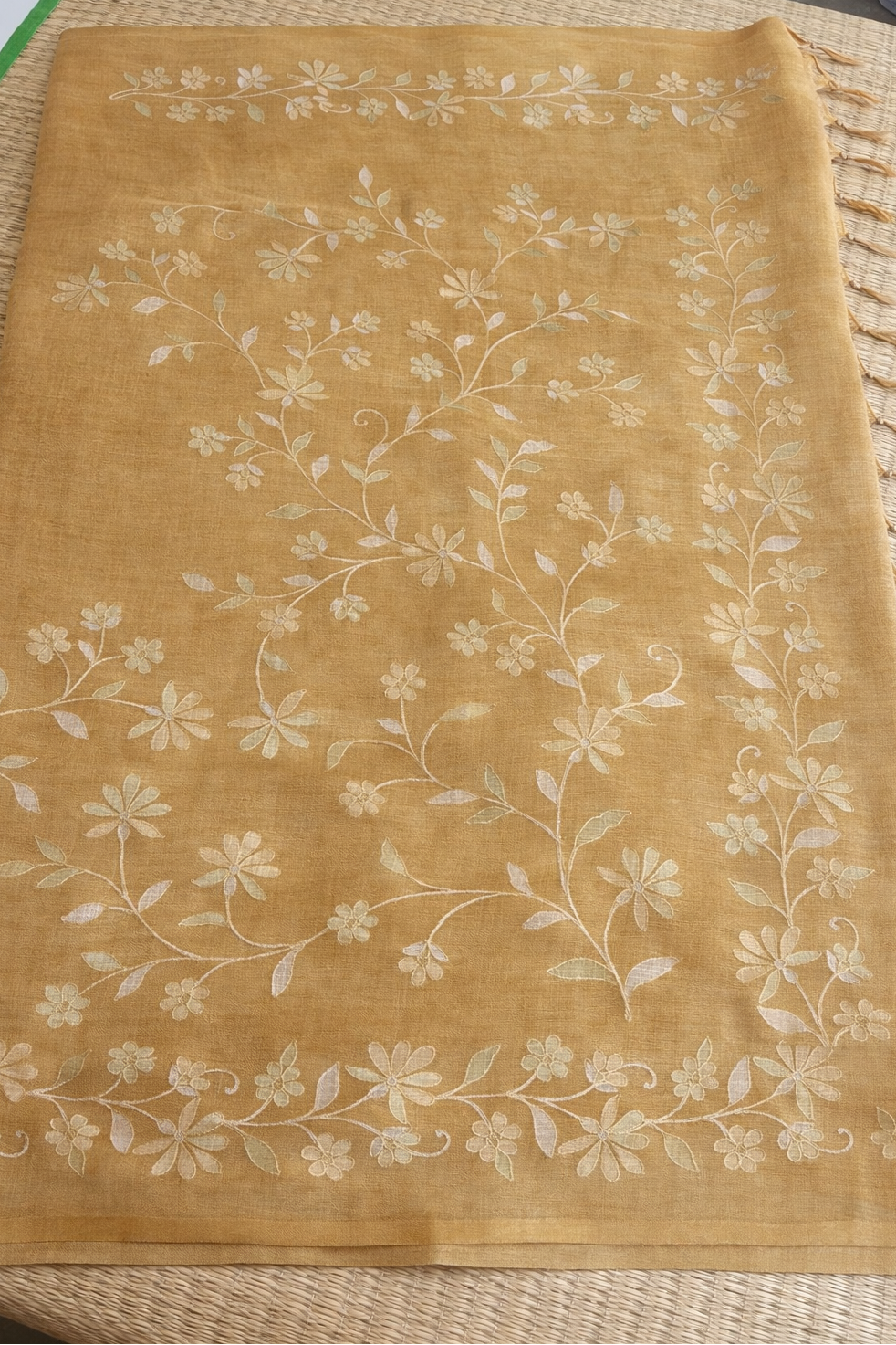 Hand Embroidered Tussar Semi Silk Saree - Gold - Pallu