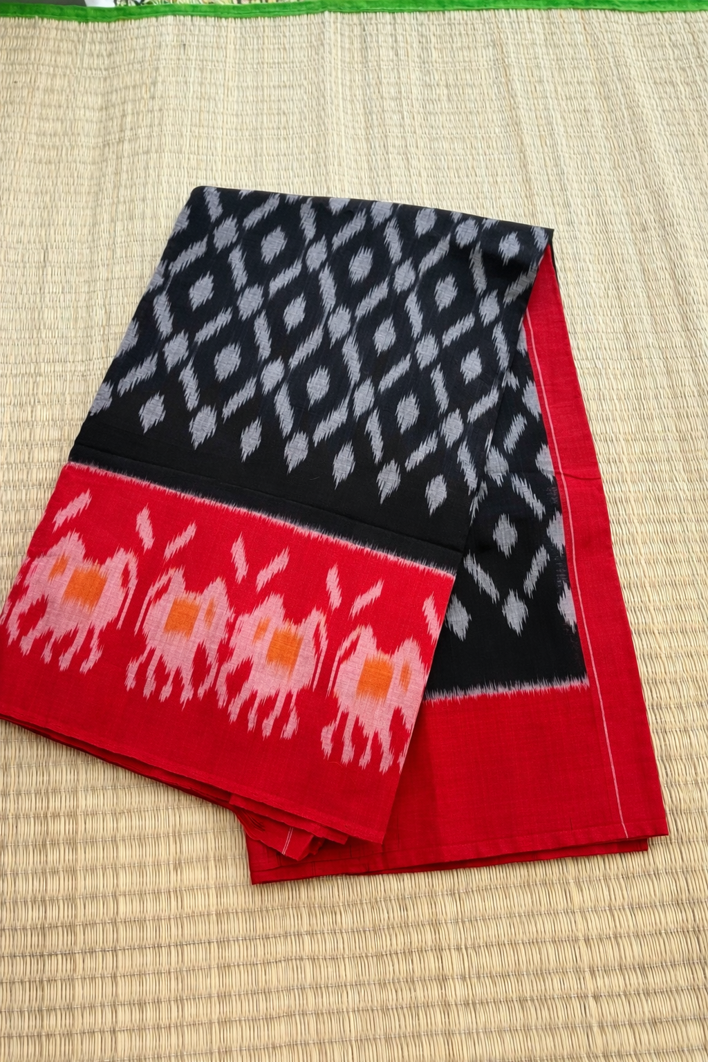 Pochampally Cotton Ikat Saree - Black with Red Border & Elephant Pallu - Body Detail