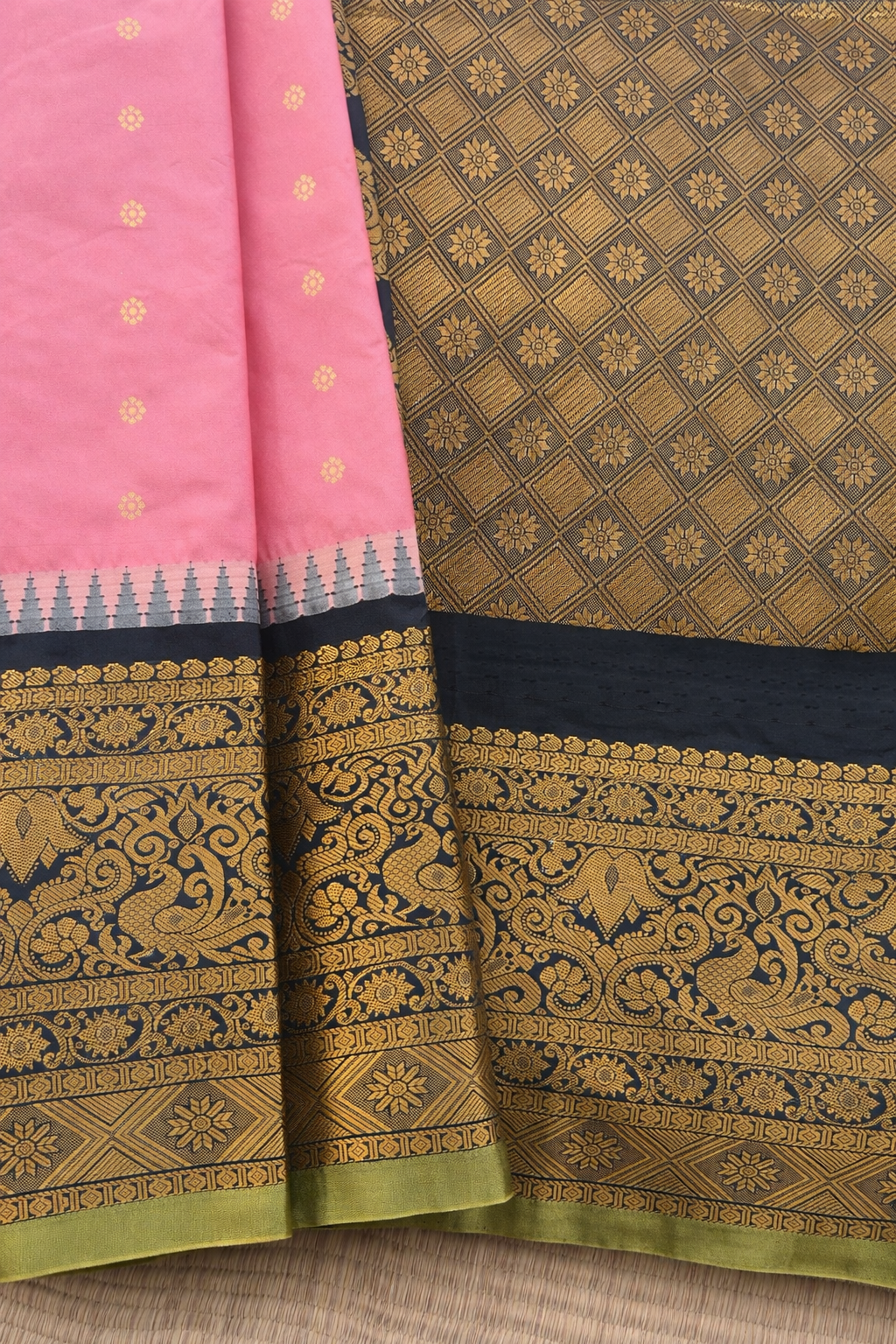 Semi Gadwal Silk Saree - Dusky Pink with Black Border