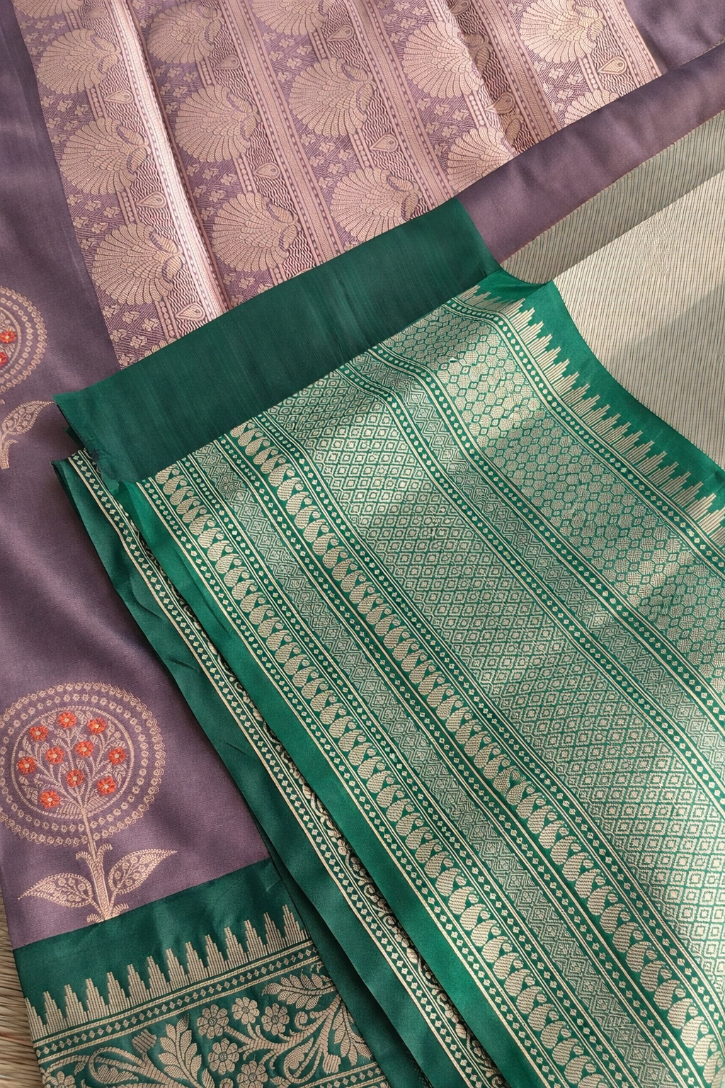 Semi Kanchi Soft Silk Saree - Dusty Lavender with Green Border - Blouse Piece