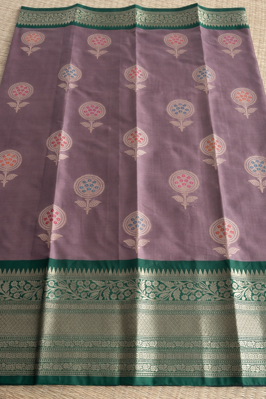 Semi Kanchi Soft Silk Saree - Dusty Lavender with Green Border - Body Detail