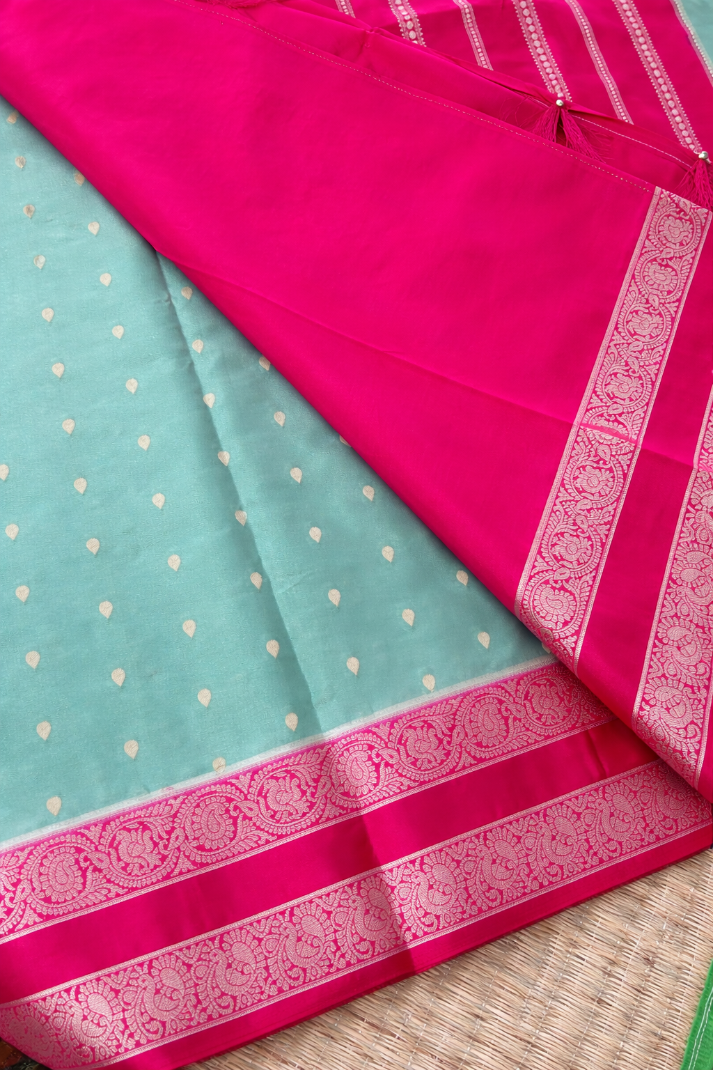 Semi Mysore Silk Saree - Green with Pink Border - Blouse Piece